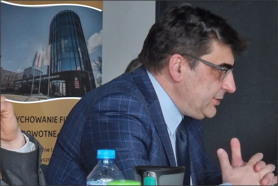 Jacek Stańdo podczas kolokwium habilitacyjnego.