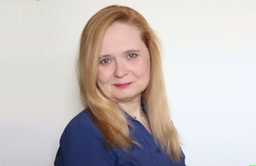 Zdjęcie przedstawia Izabelę Jóźwik.